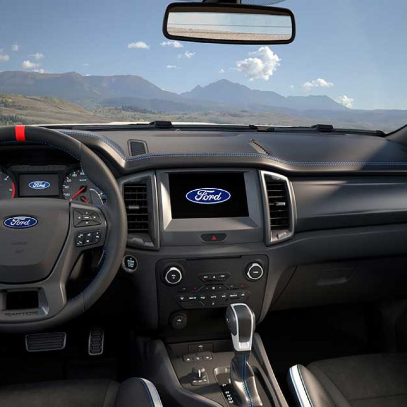 far-ranger-raptor-2019-gt-over-tablero